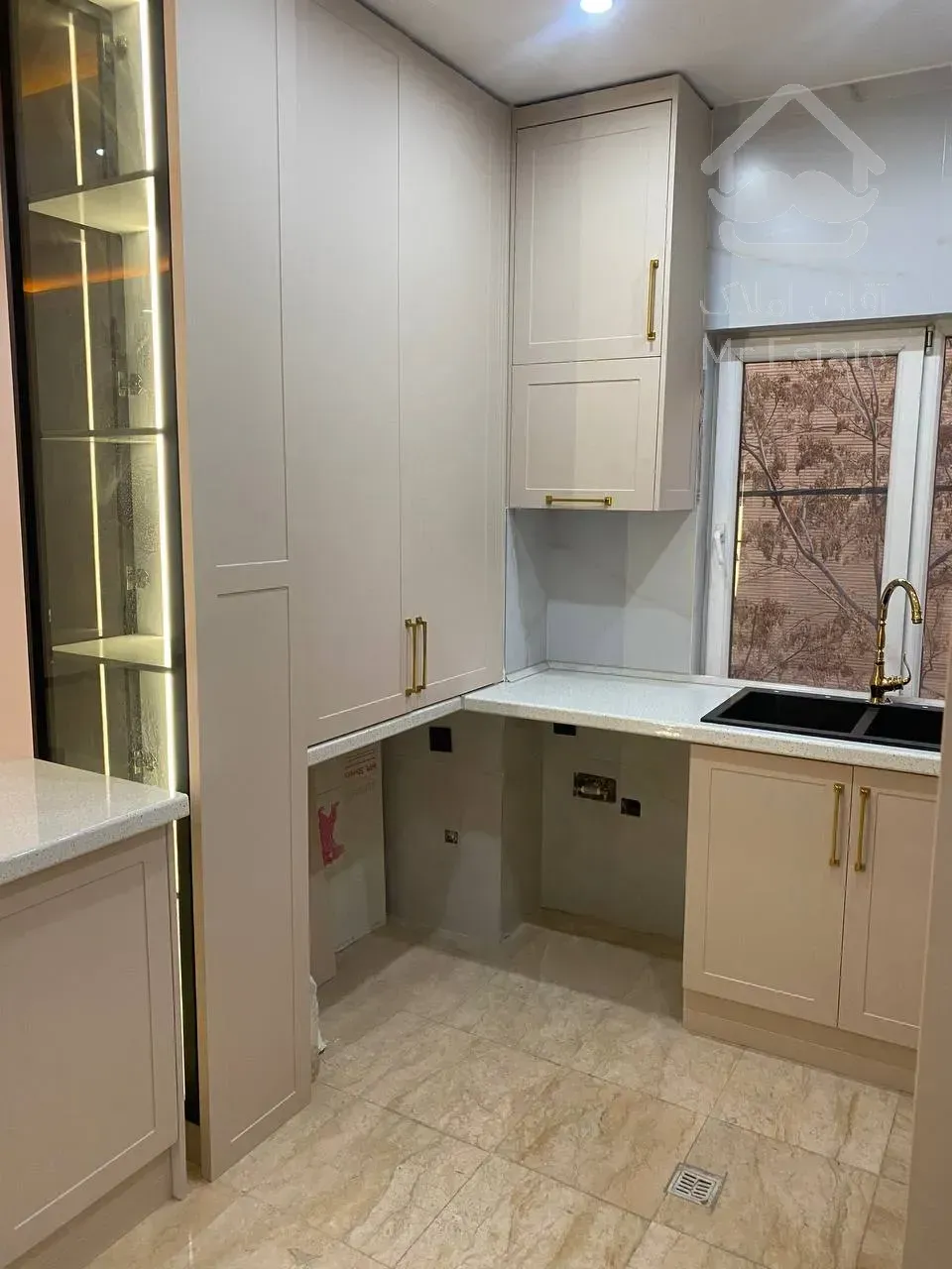 فروش ۱۰۰متری سه خواب فول بازسازی شده