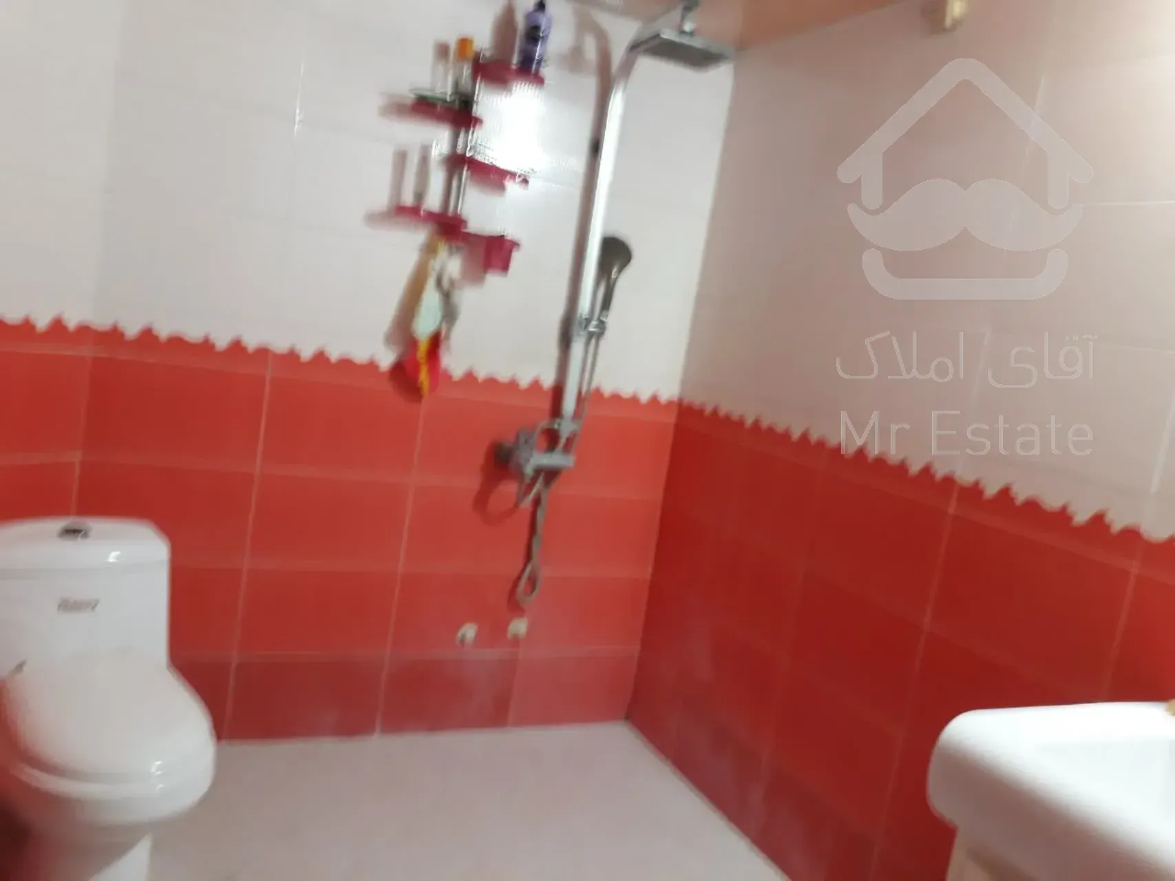 دو طبقه کاملا مجزا