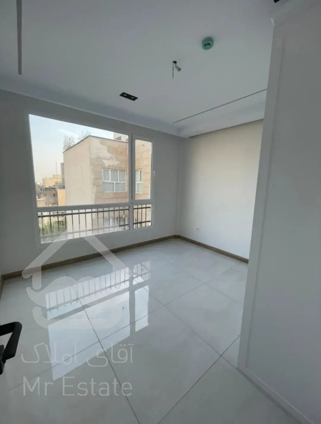 آپارتمان۷۶متری*کلیدنخورده*سازه قوی