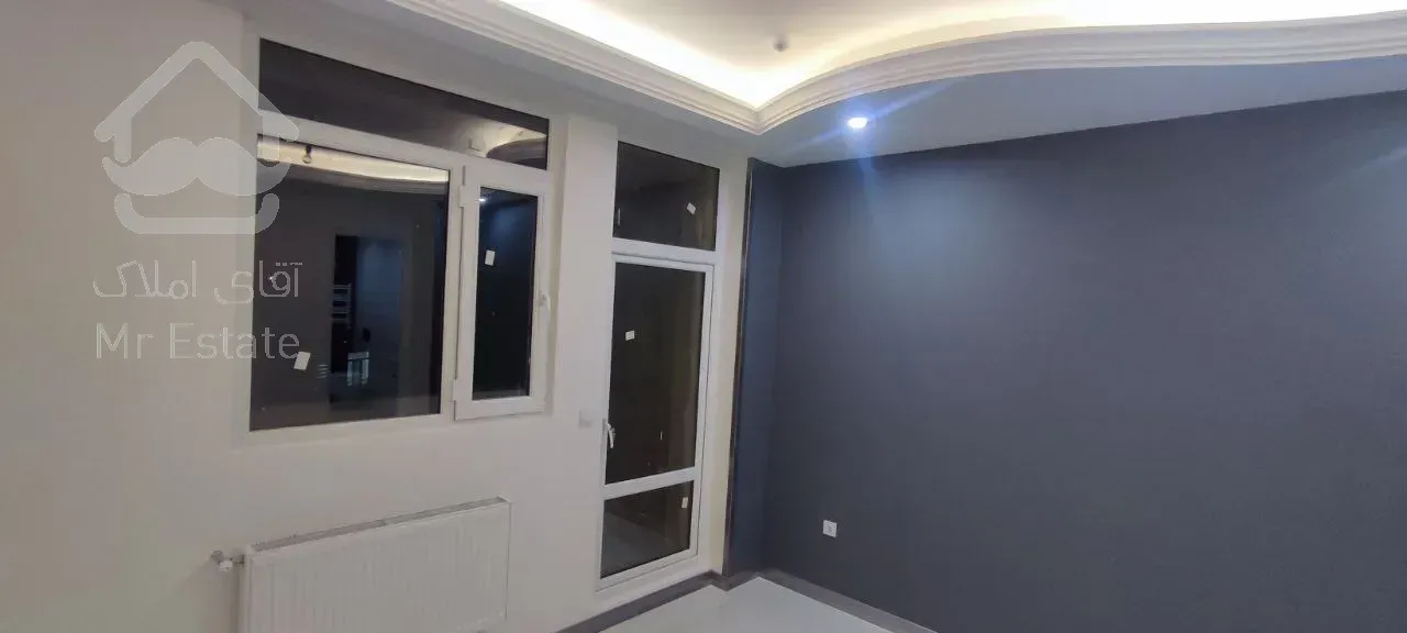 ویلایی نو ساز واقع در فاز 5