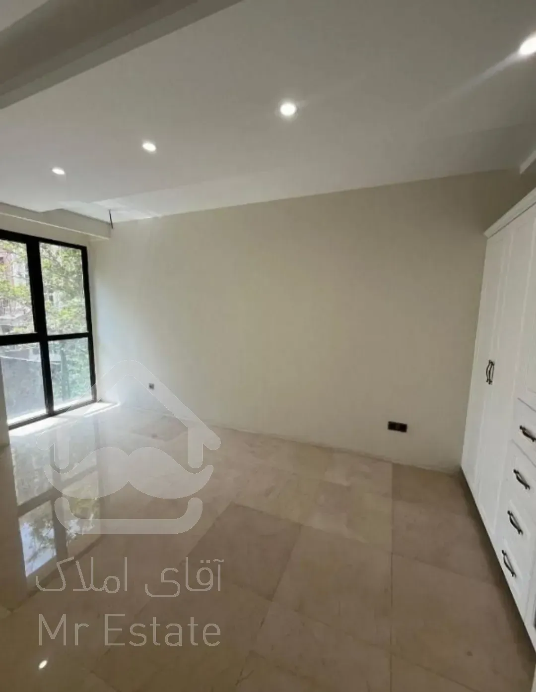 آپارتمان ۷۸ متری نوساز غرق نور