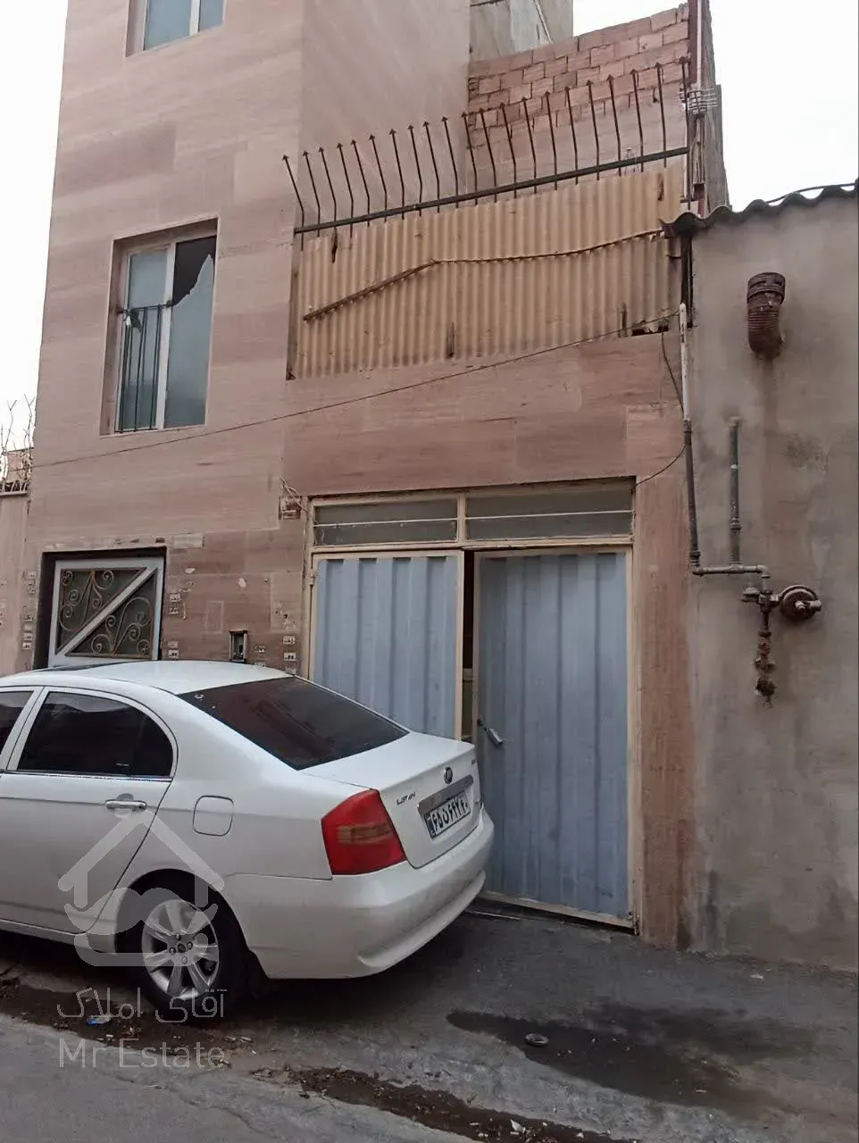 خانه ویلایی دوطبقه