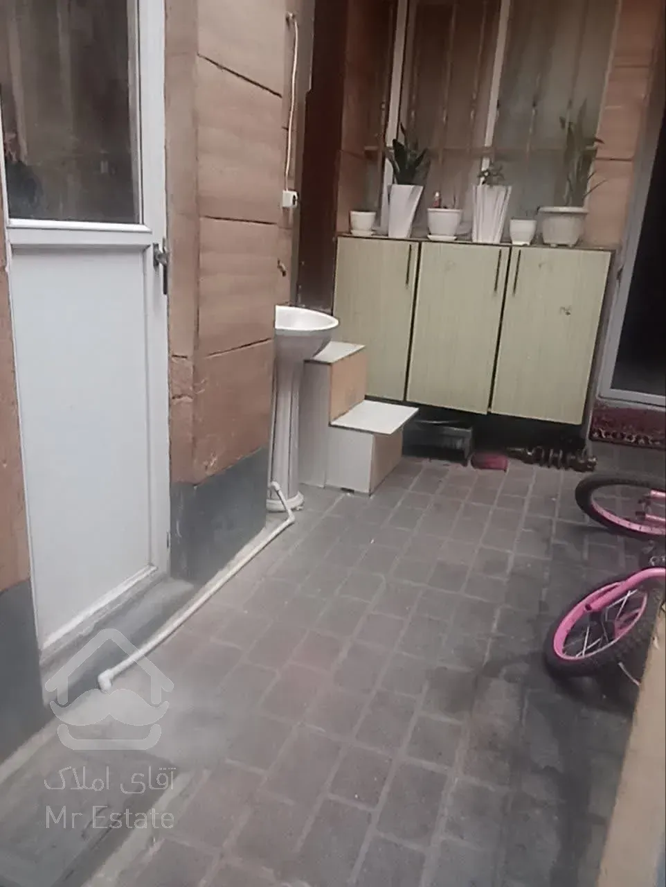 خانه ویلایی دوطبقه