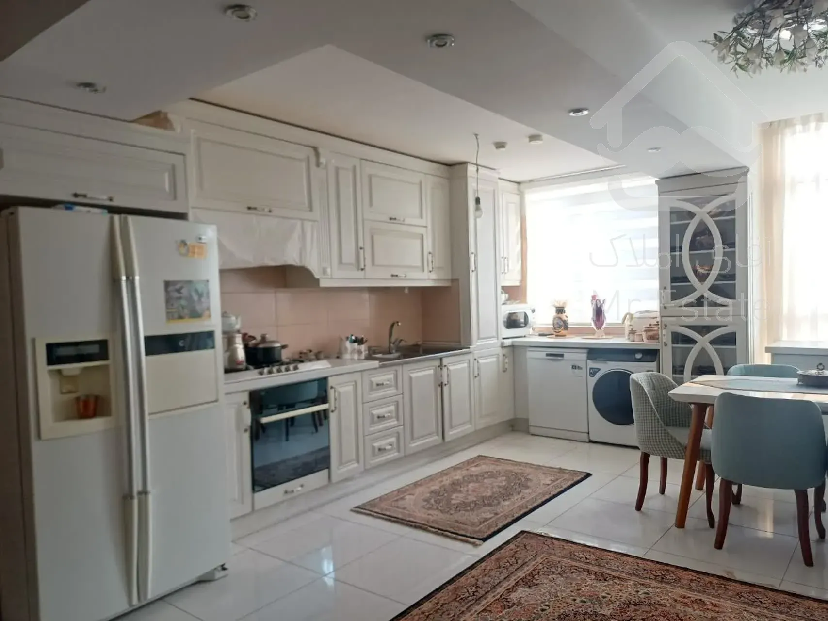 برج باغ ازگل