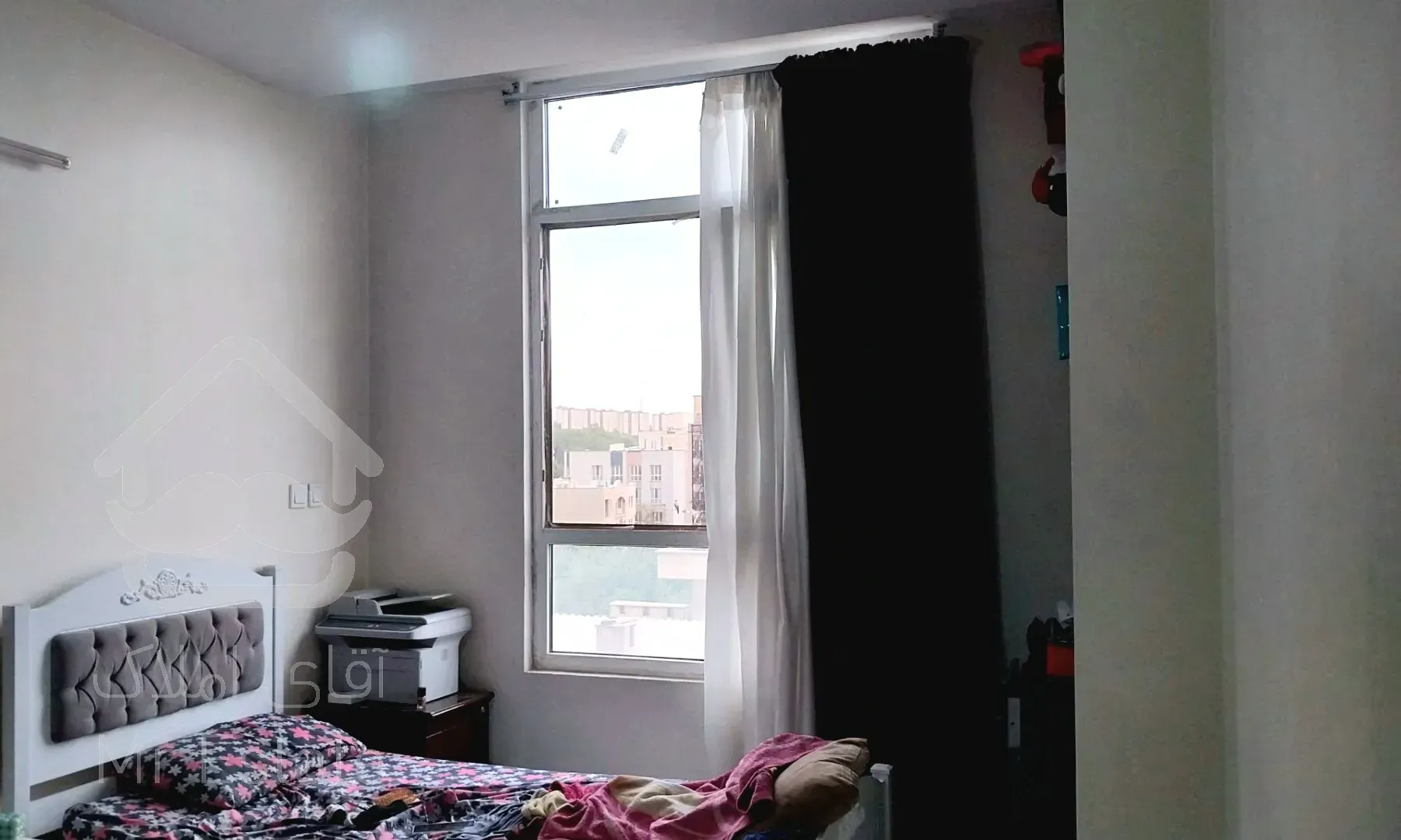 برج باغ ازگل