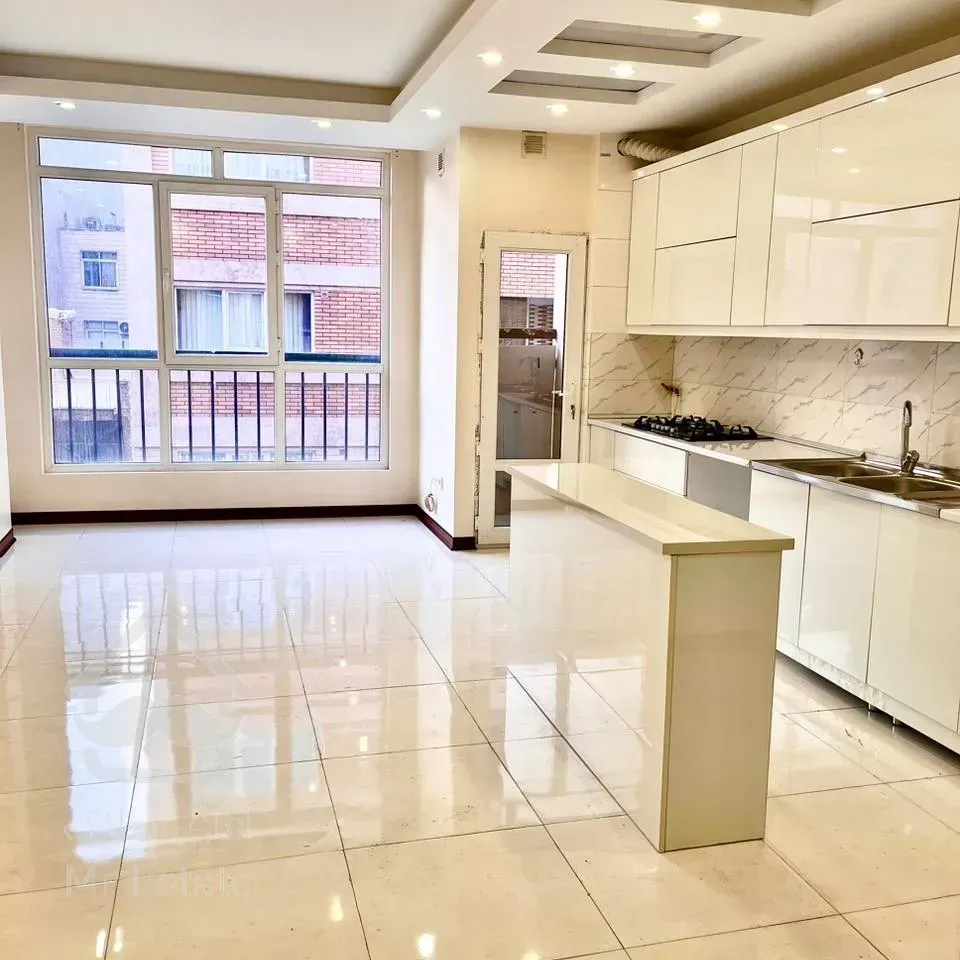 80 متر 2 خواب طبقه 2 4 ساله رو به نما