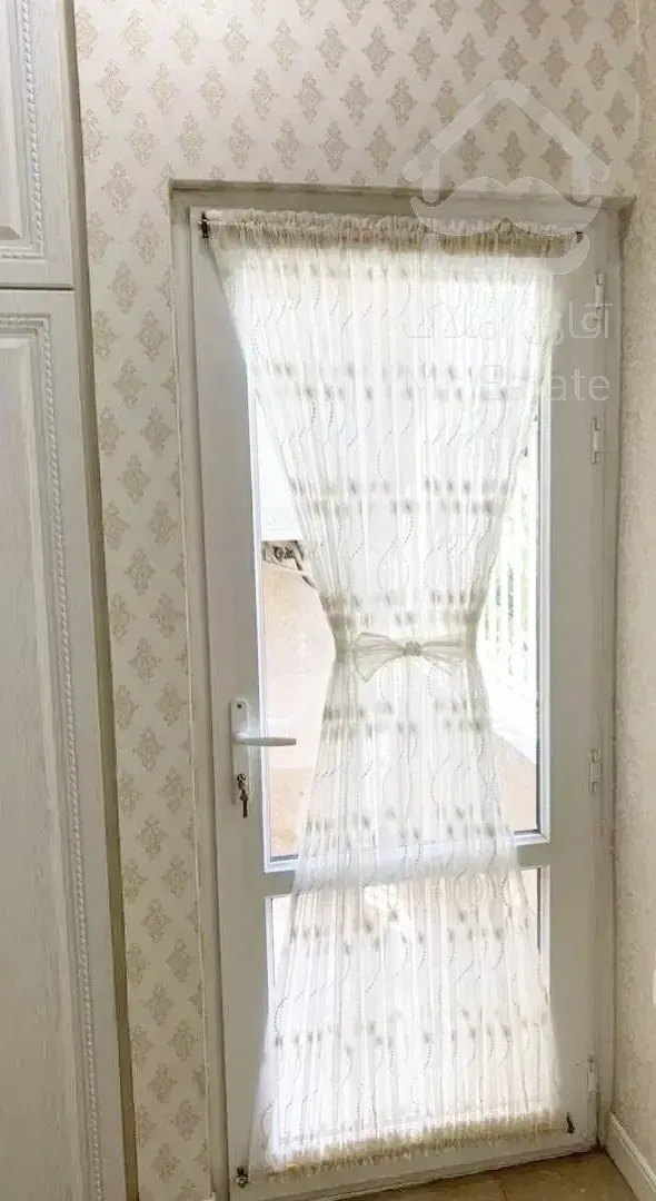 واحد 118متری سه خواب باغ فیض