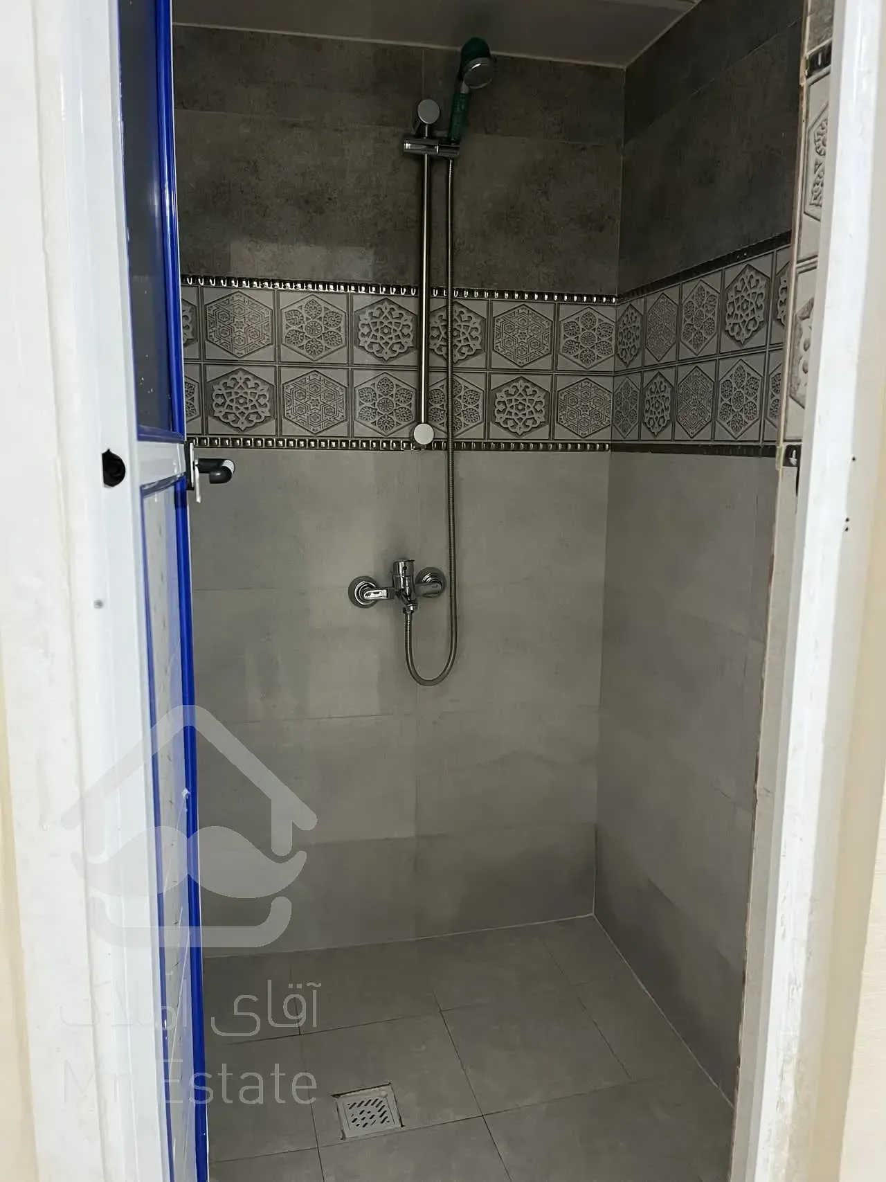 فروش واحد ۵۰ متری تمیز فوری