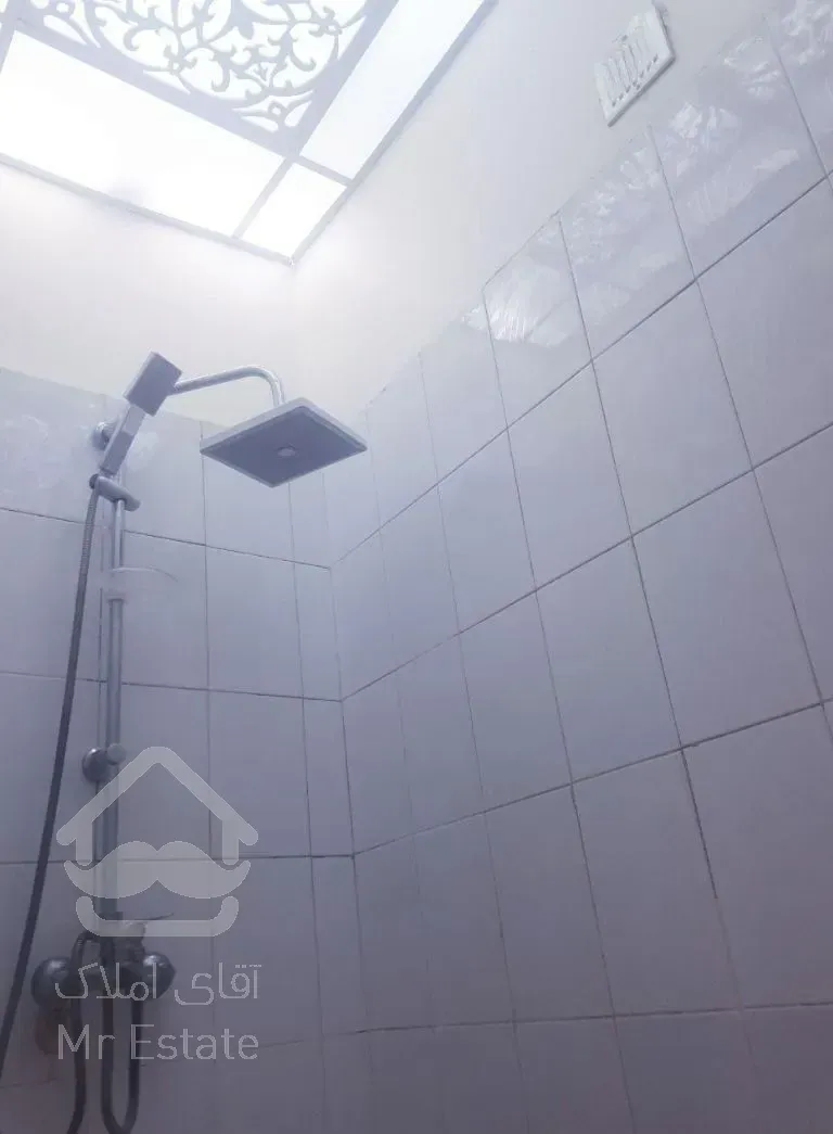 آپارتمان ۵۰متری طبقه سوم اجاره داده میشود