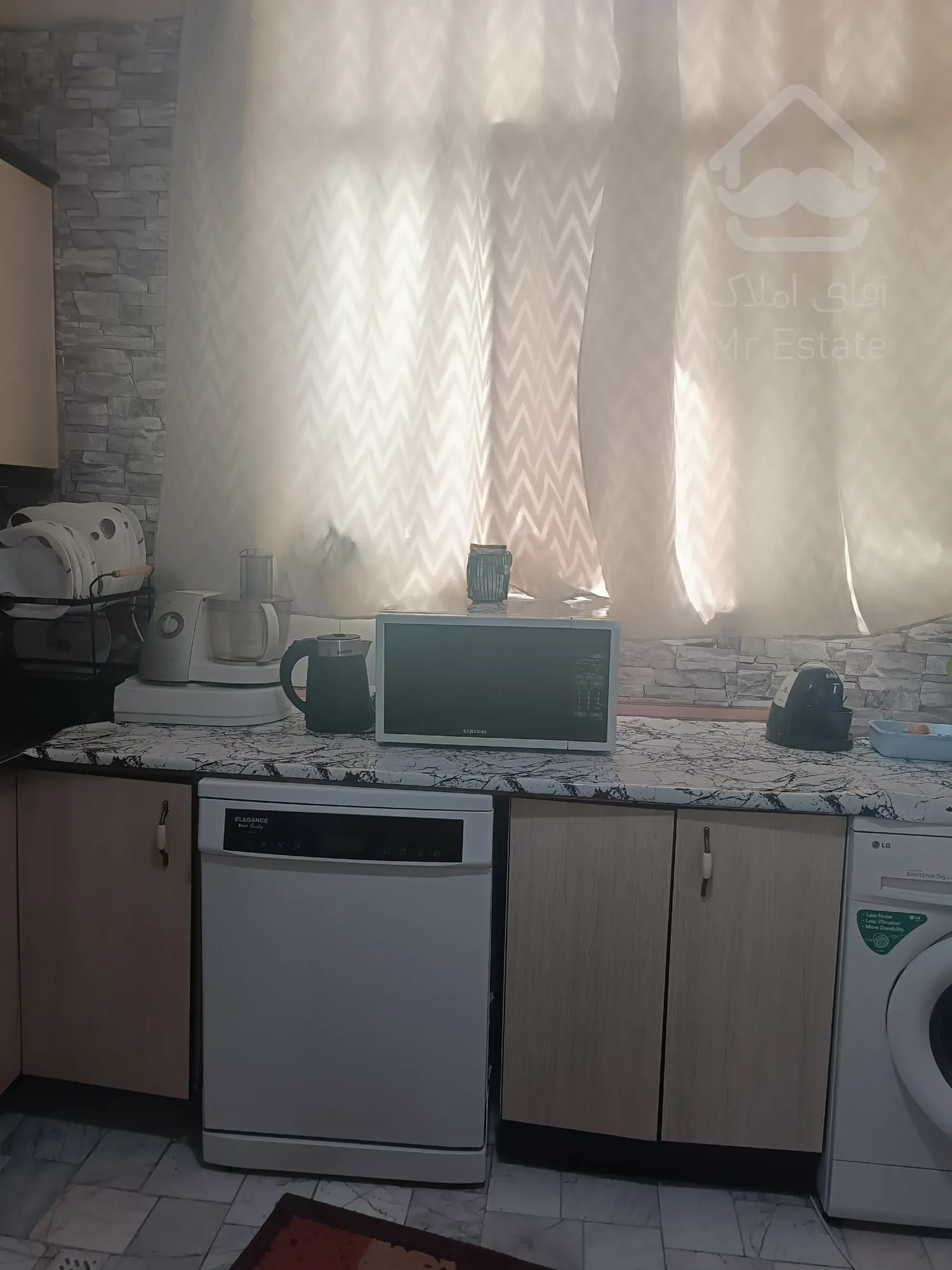 فروش خانه در نیروهوایی