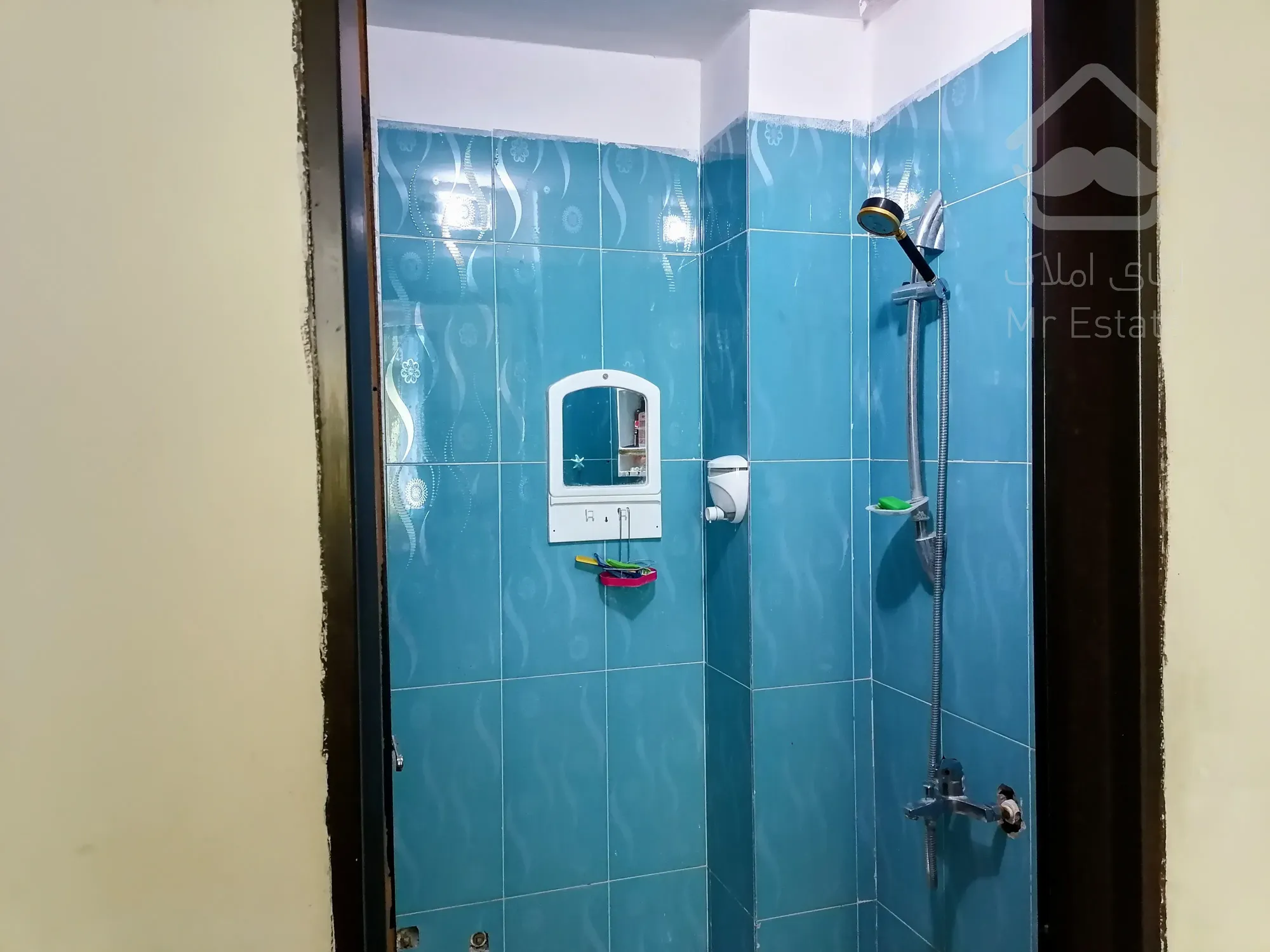 واحد ۷۰متری دوخوابه