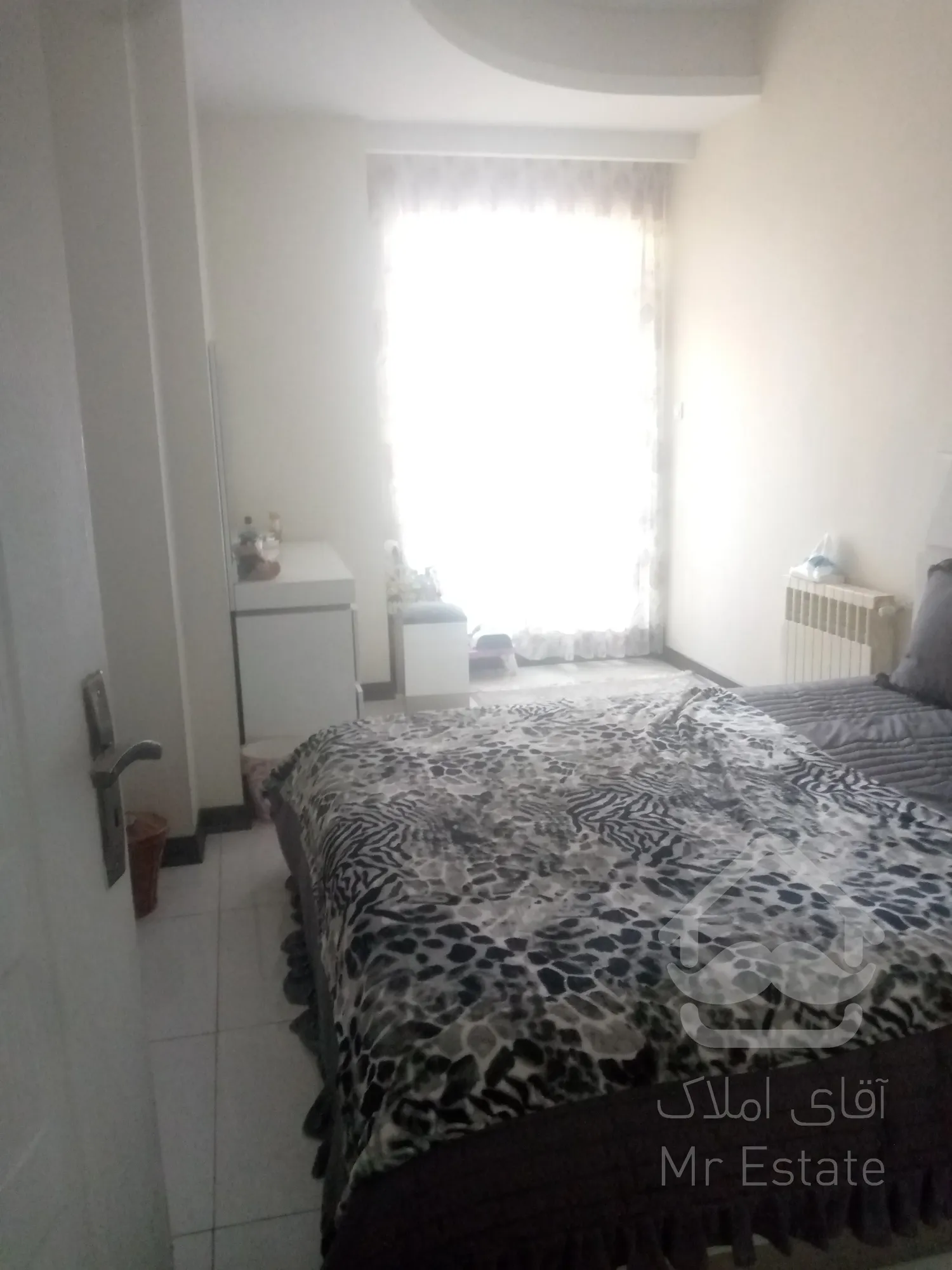 102 متر دو خوابه فول امکانات غرق نور