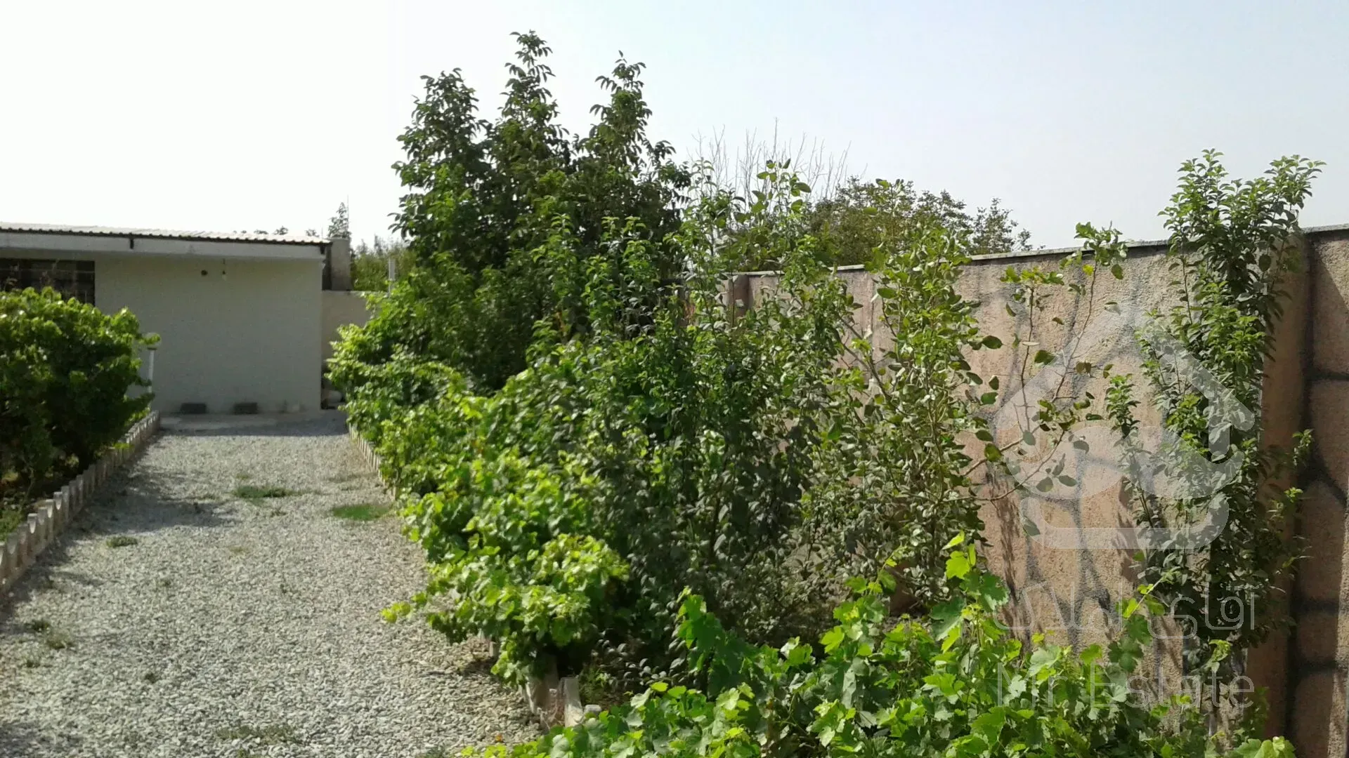 باغچه ویلا۳۰۰متری شهریار