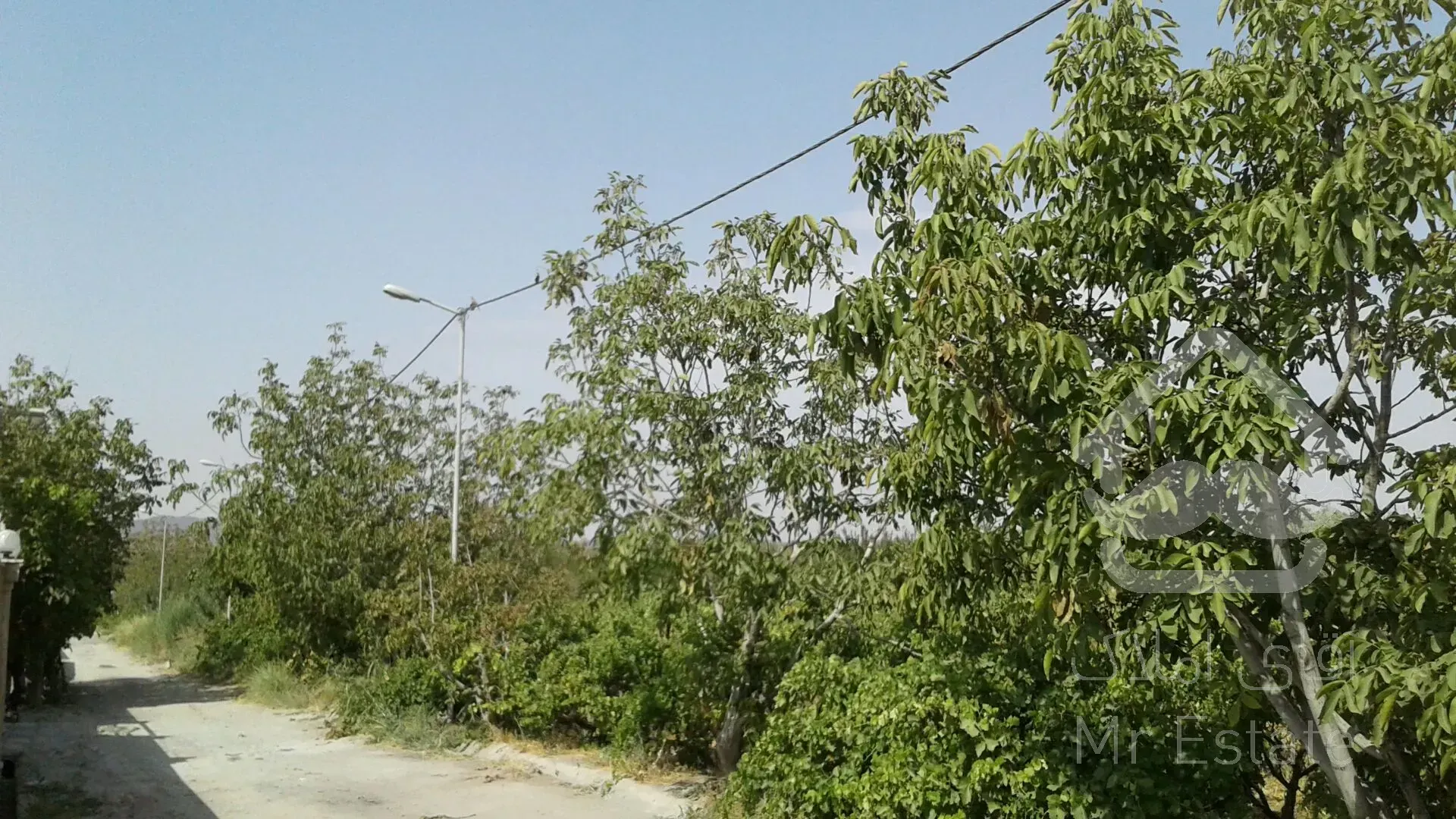 باغچه ویلا۳۰۰متری شهریار