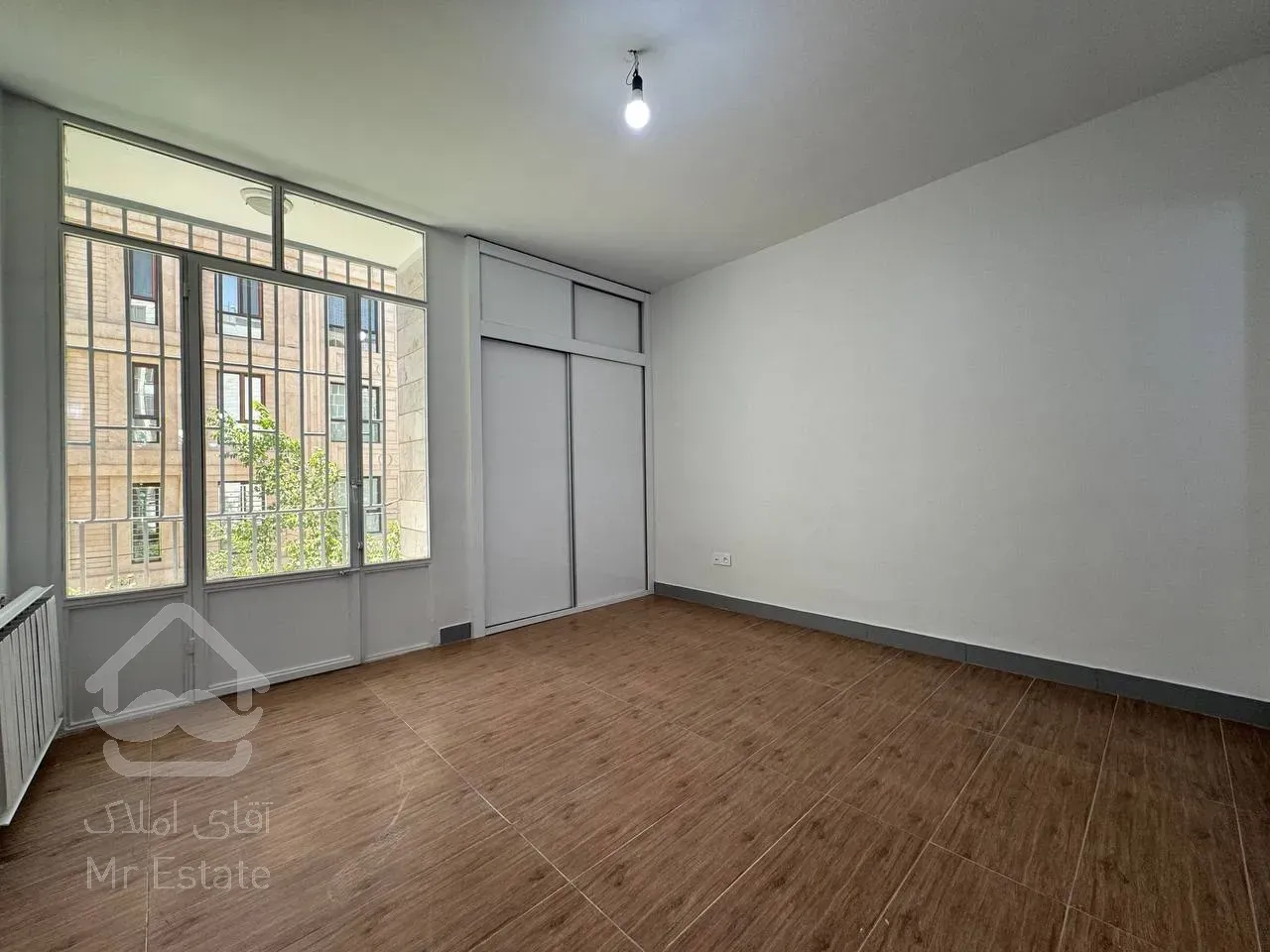 فروش اپارتمان۶۱متری  چهار دیواری