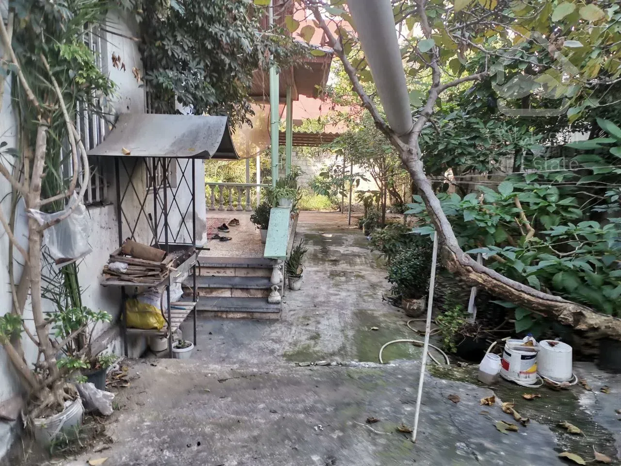 ویلا مسکونی داخل بافت سند تک برگ