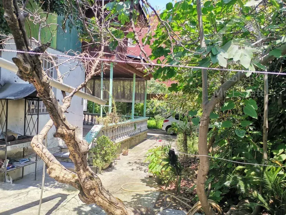 ویلا مسکونی داخل بافت سند تک برگ