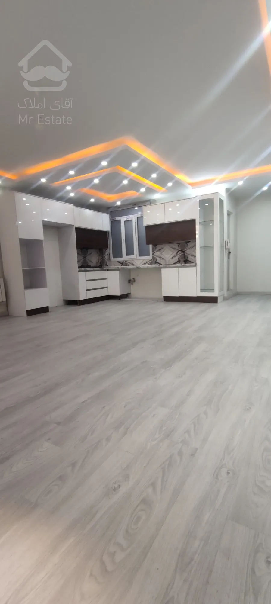 آپارتمان ۶۸ متری خوش نقشه غرق نور