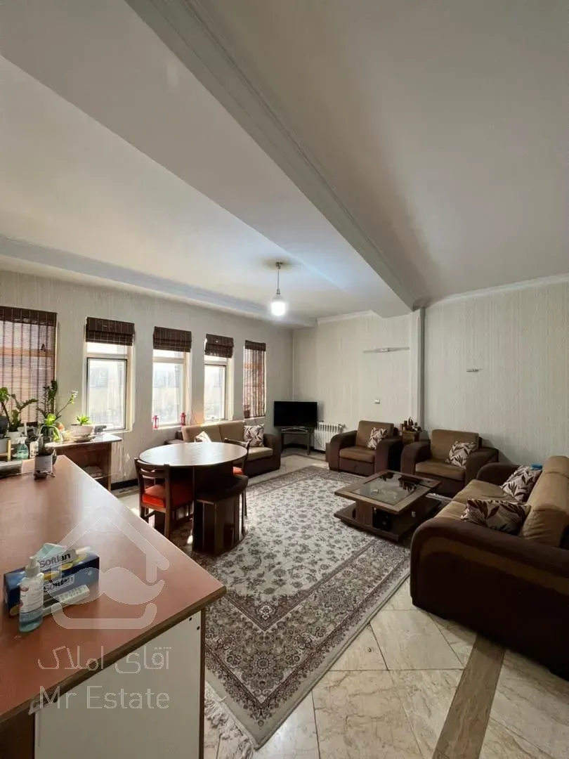 75متر دوخوابه. فول لمکانات. سه عدد کولر کازی. پکیج. گاز رومیزی. پارکینگ. انباری