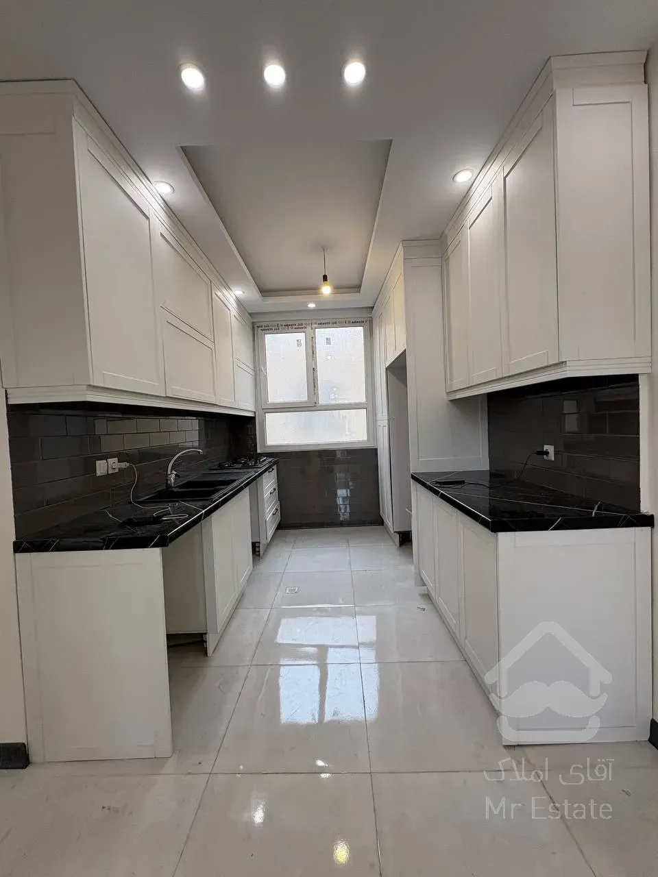 اجاره آپارتمان ۱۱۰متری پاسیو دار منعطف ه