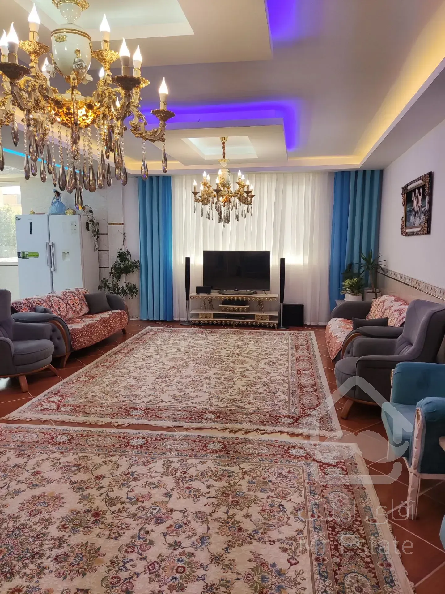 آپارتمان 122متری حافظیه