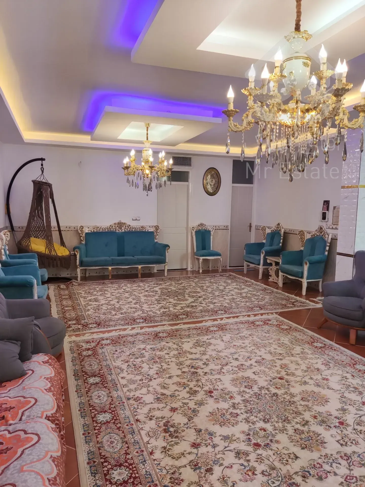 آپارتمان 122متری حافظیه