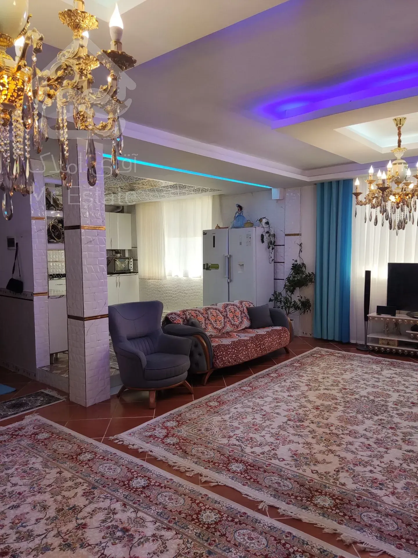 آپارتمان 122متری حافظیه