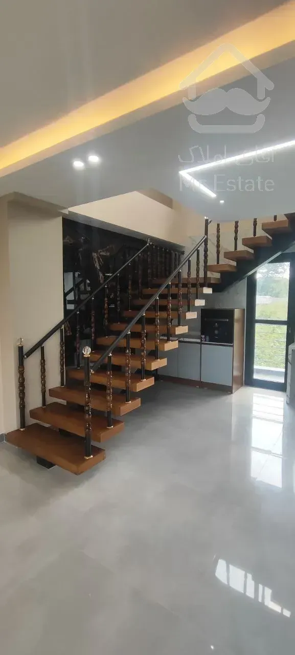 واحد ویلایی دوبلکس کلید نخورده(سال ساخت۱۴۰۴) شخصی ساز و خوش نقشه با نورگیری عالی و با بهترین متریال