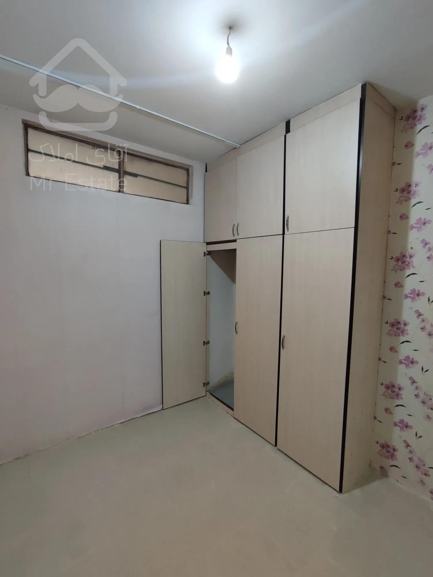 فروش واحد بینظیر در بهترین موقعیت مکانی و رفاهی