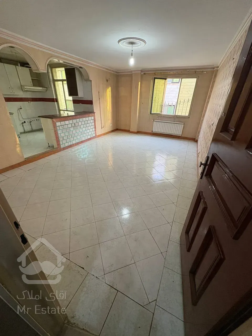 ۷۵ متر ۲ خواب شهرک یاس دارای سند تک برگ کم واحد