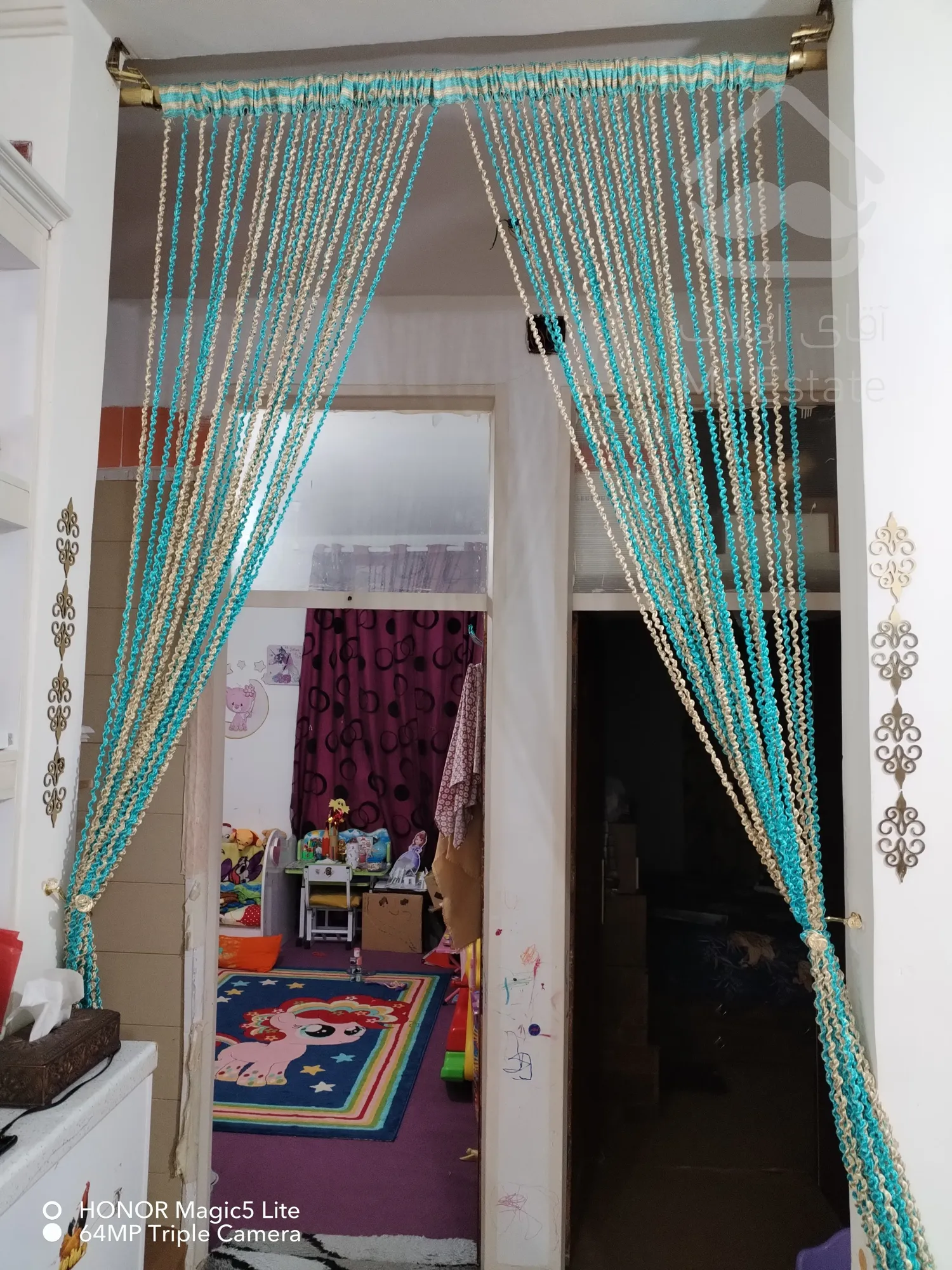 فروش یک واحد از سه واحد