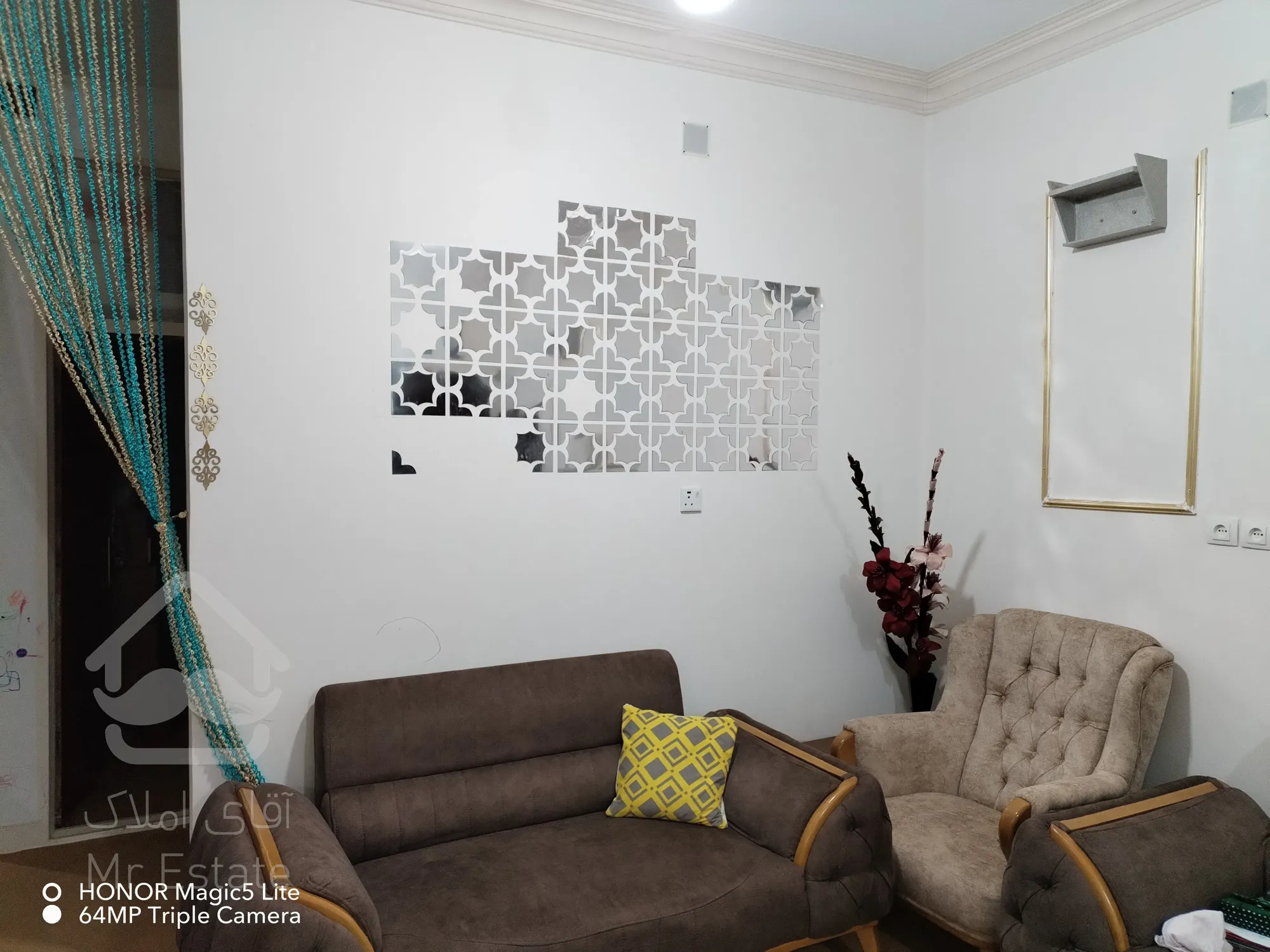 فروش یک واحد از سه واحد