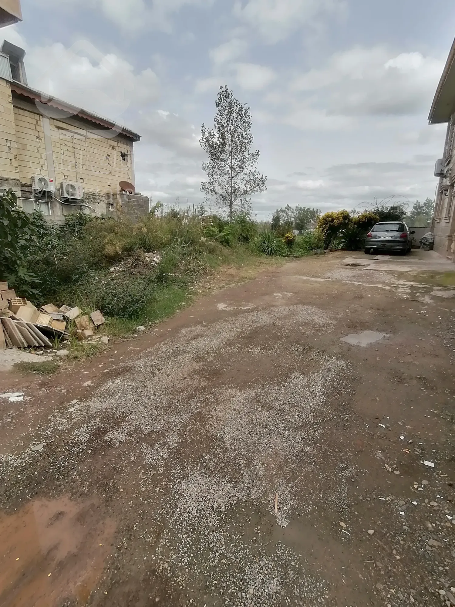 فروش زمین منطقه لاکان رشت 180 متری