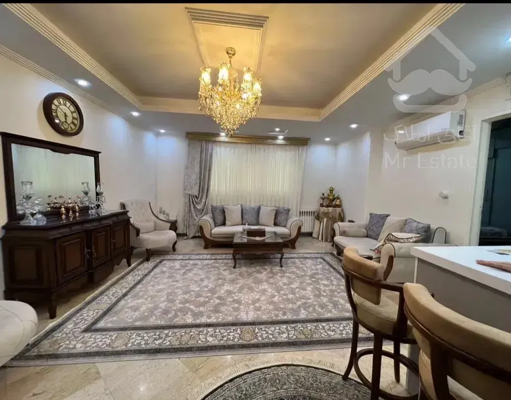 آپارتمان۶۸ متری، سالن پرده خور