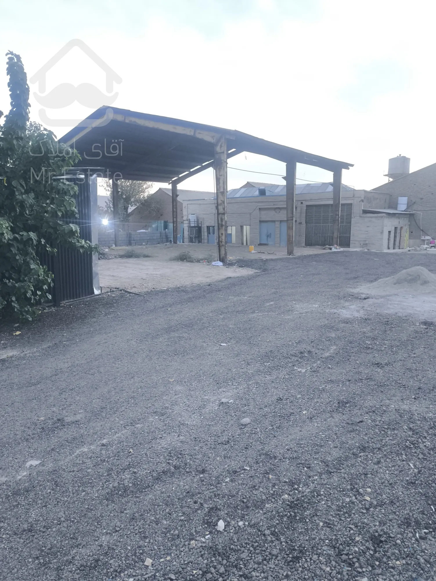 اجاره سوله 1600متری محوطه ومسقف تعمیر گاهی