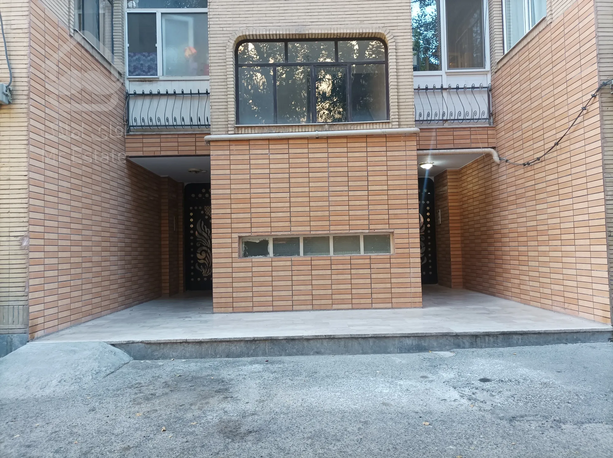 فروش فوری آپارتمان 110 متری دوخوابه مجتمع فرهنگیان پدیدار