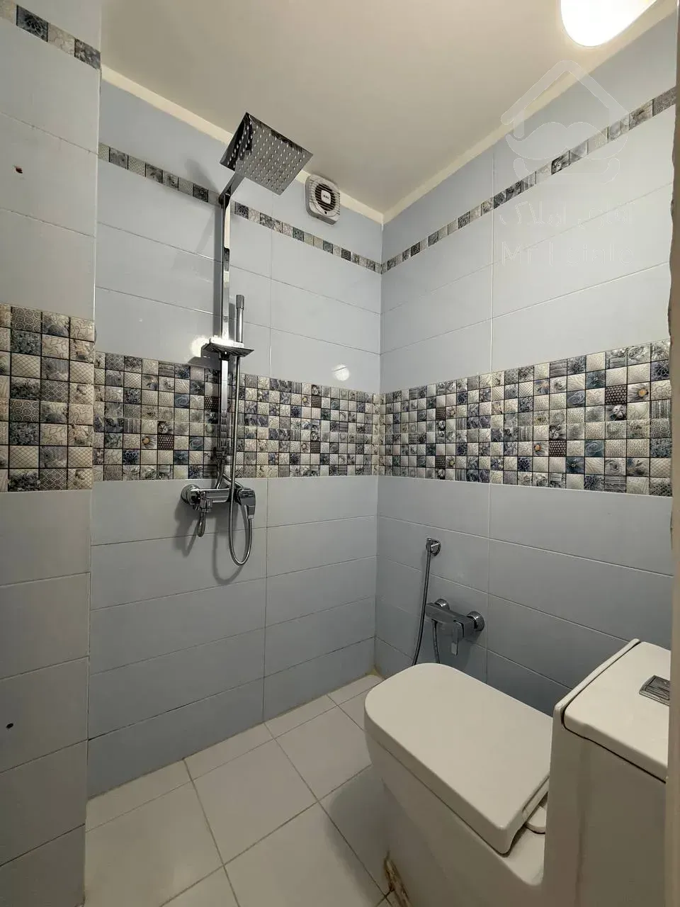 ۵۶متر شهرکی قدرالسهم دار شهرک هما تاپ لوکیشن