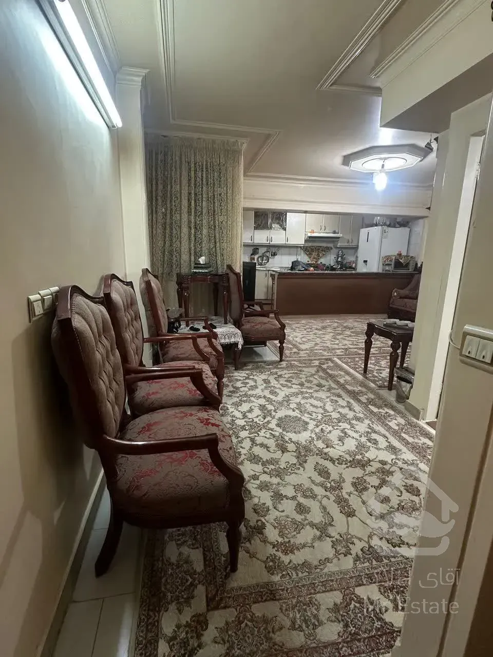 آپارتمان ۶۰متری تمیز وشیک