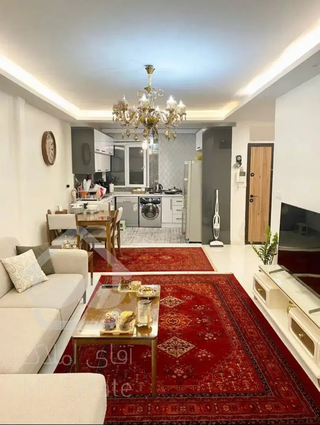 آپارتمان ۶۸ متری غرق نور