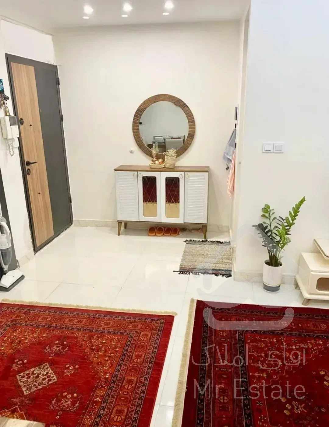 آپارتمان ۶۸ متری غرق نور