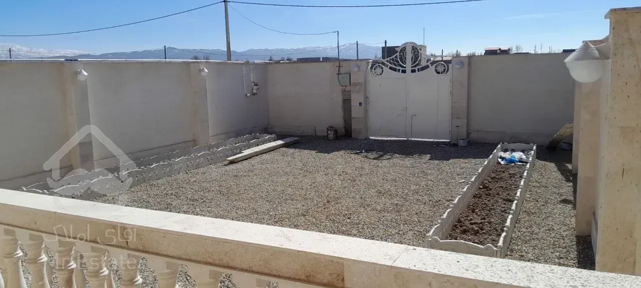 فروش خانه ویلایی ۳۳۰متر