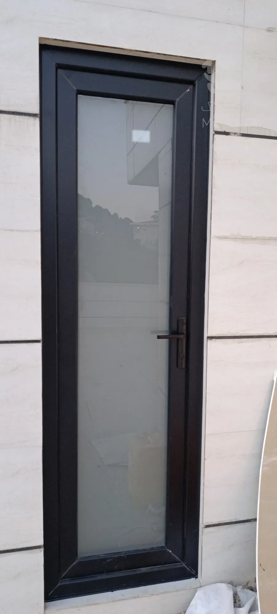 درب و پنجره دوجداره توری پلیسه