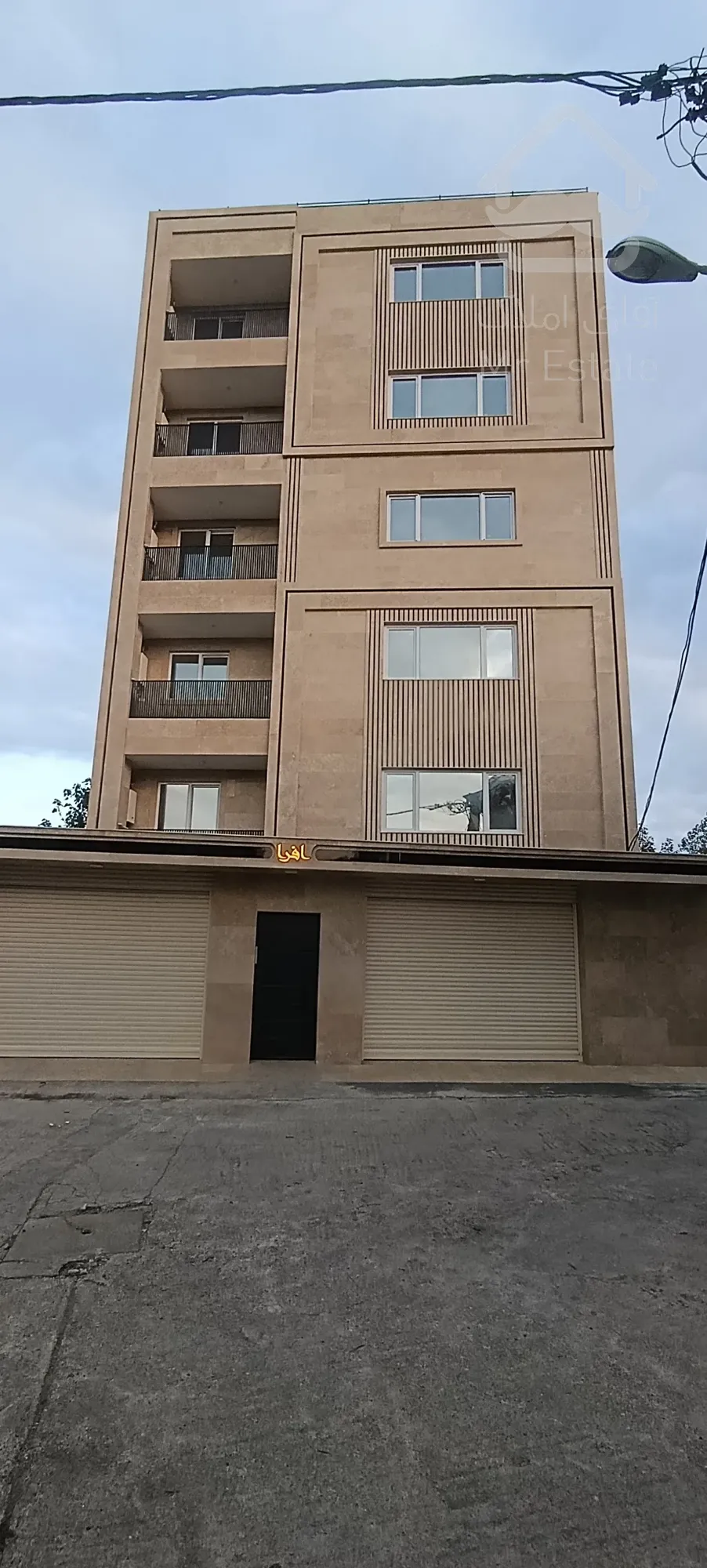 درب و پنجره دوجداره توری پلیسه