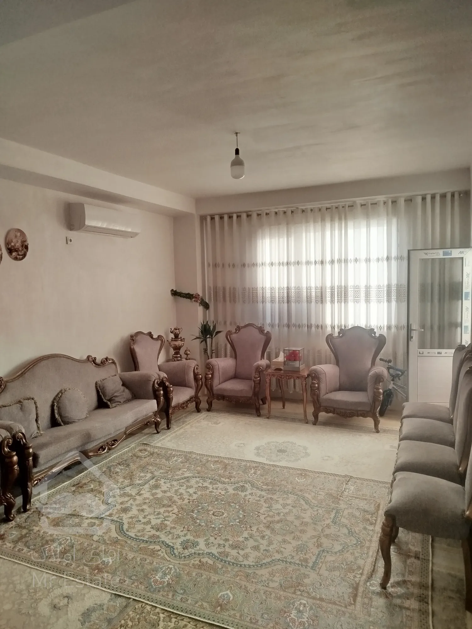 فروش فوری آپارتمان نقلی68متری مناسب سرمایه گذاری و زوج های جوان