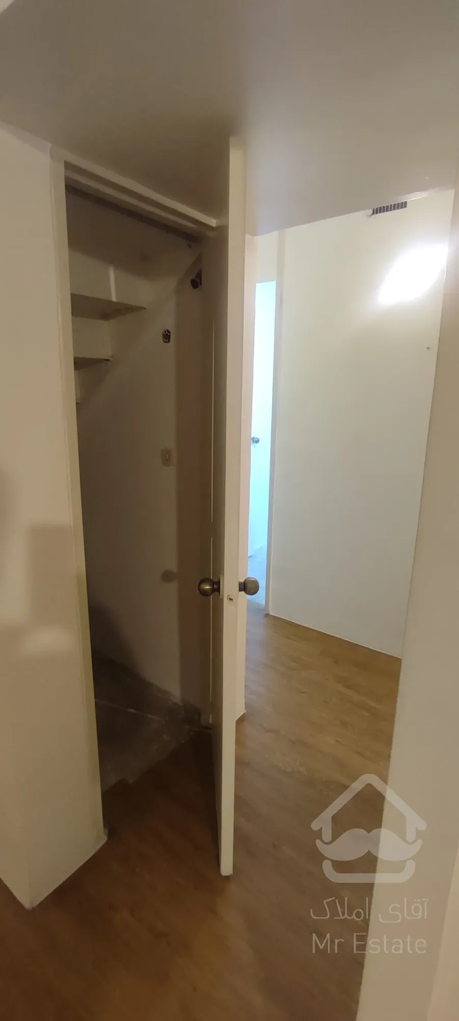 اجاره فوری – آپارتمان یک‌خوابه خاص در طبقه ۹