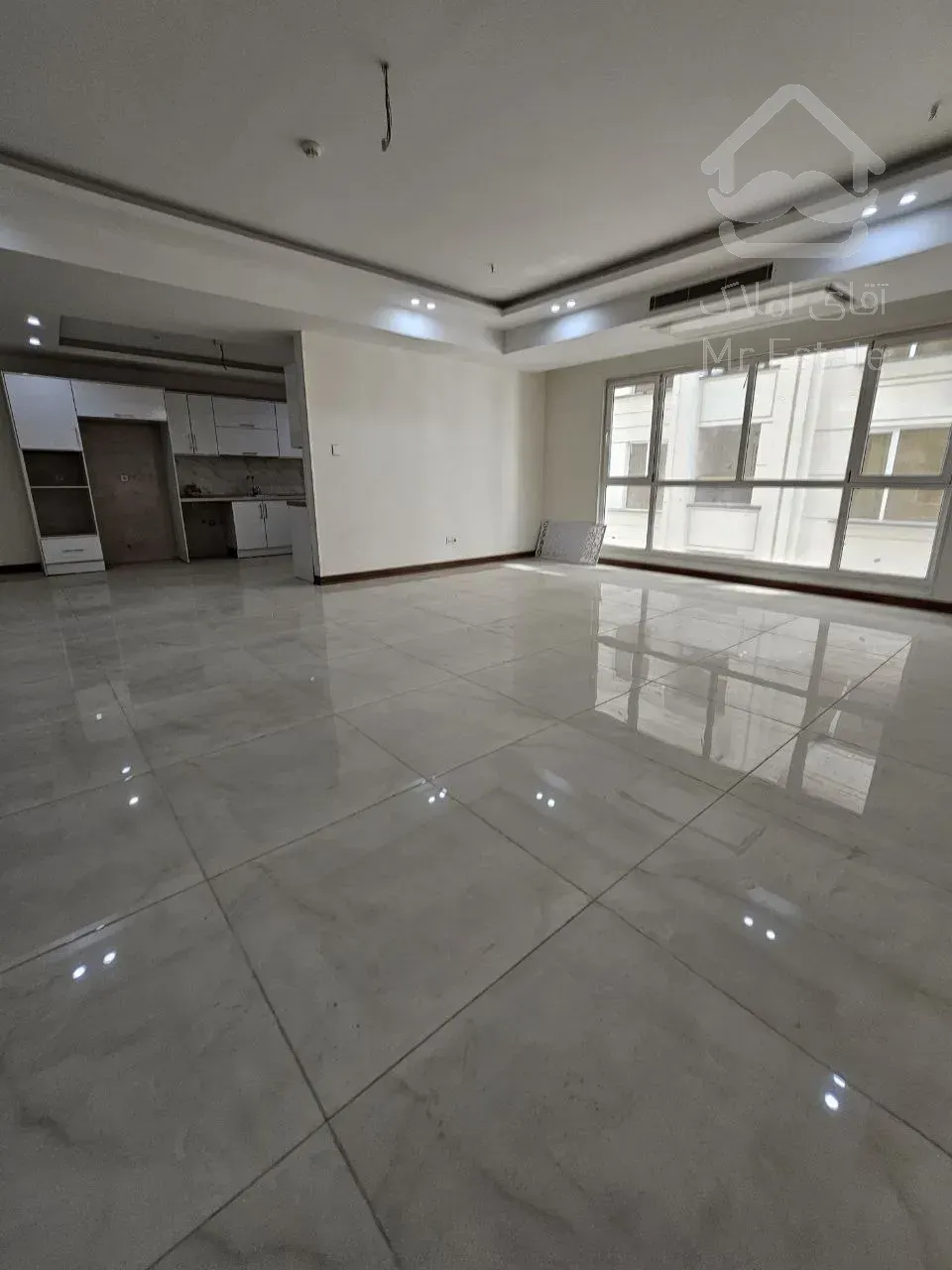 فروش واحد ۱۹۶ متر رونیکاپالاس در هروی