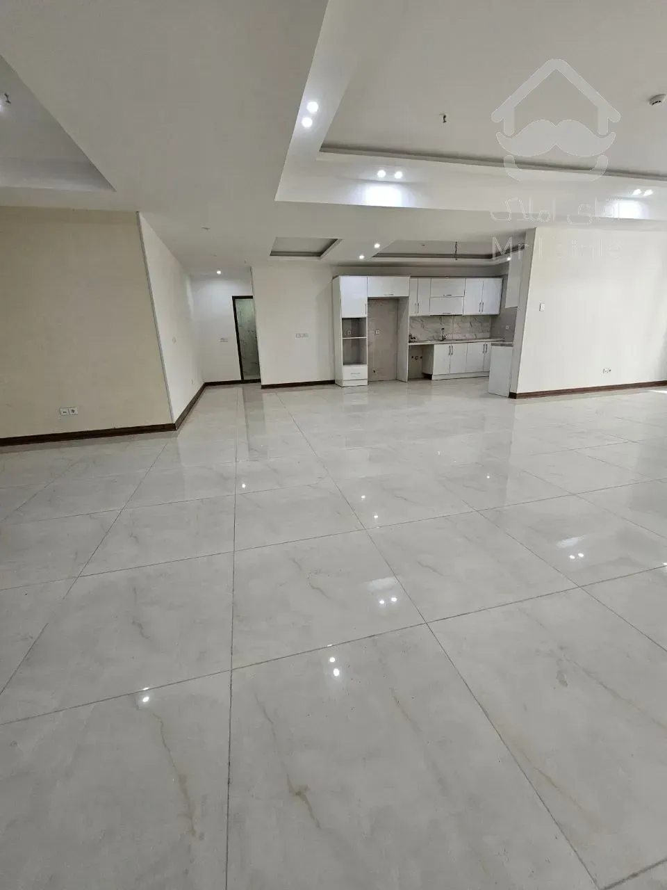 فروش واحد ۱۹۵ متر رونیکاپالاس در هروی