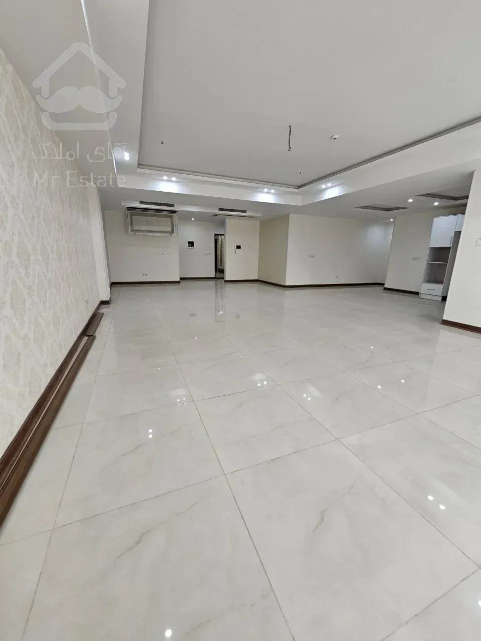 فروش واحد ۱۹۵ متر رونیکاپالاس