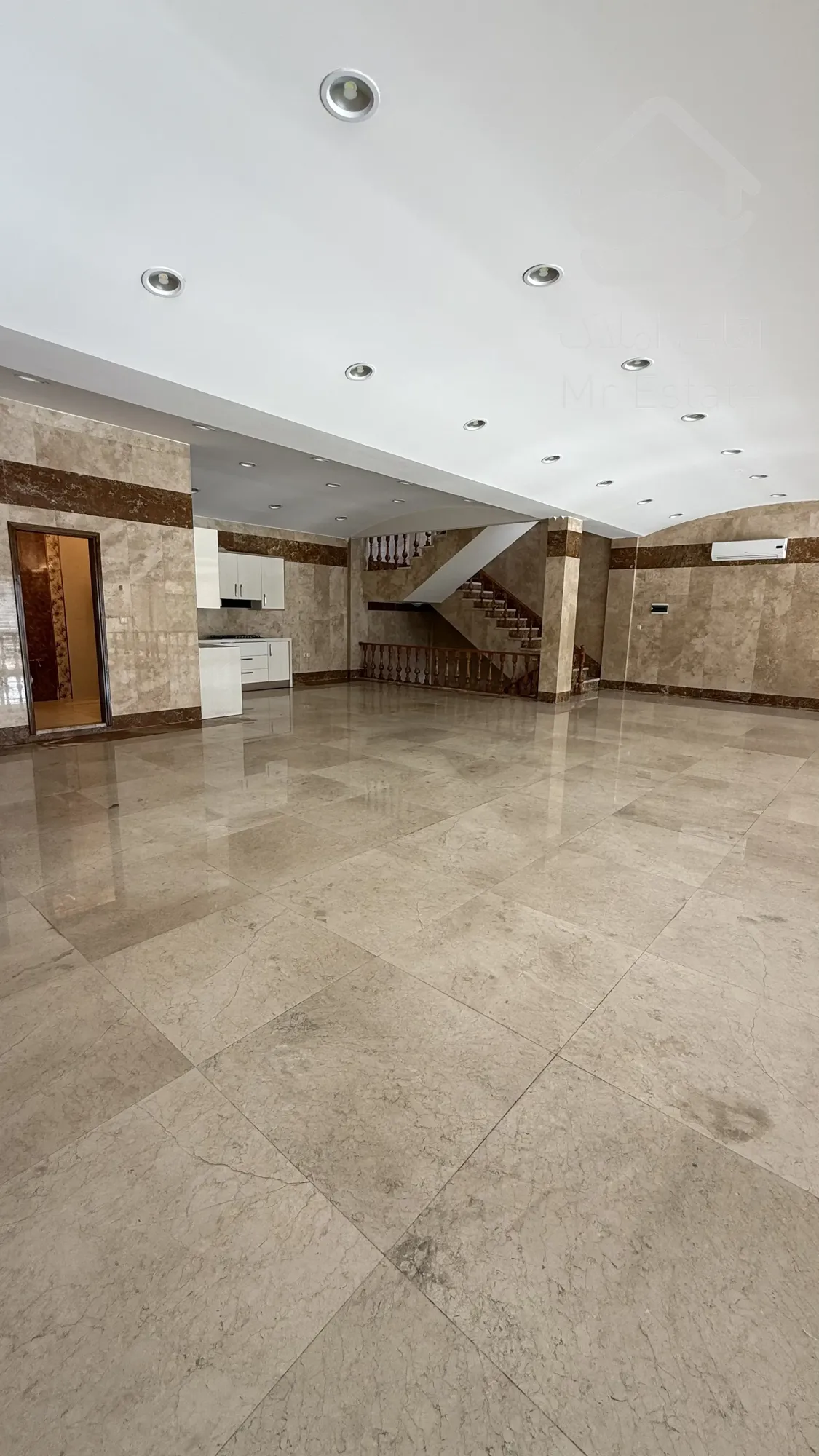 فروش ملک تجاری مستقل در منطقه ۲۲