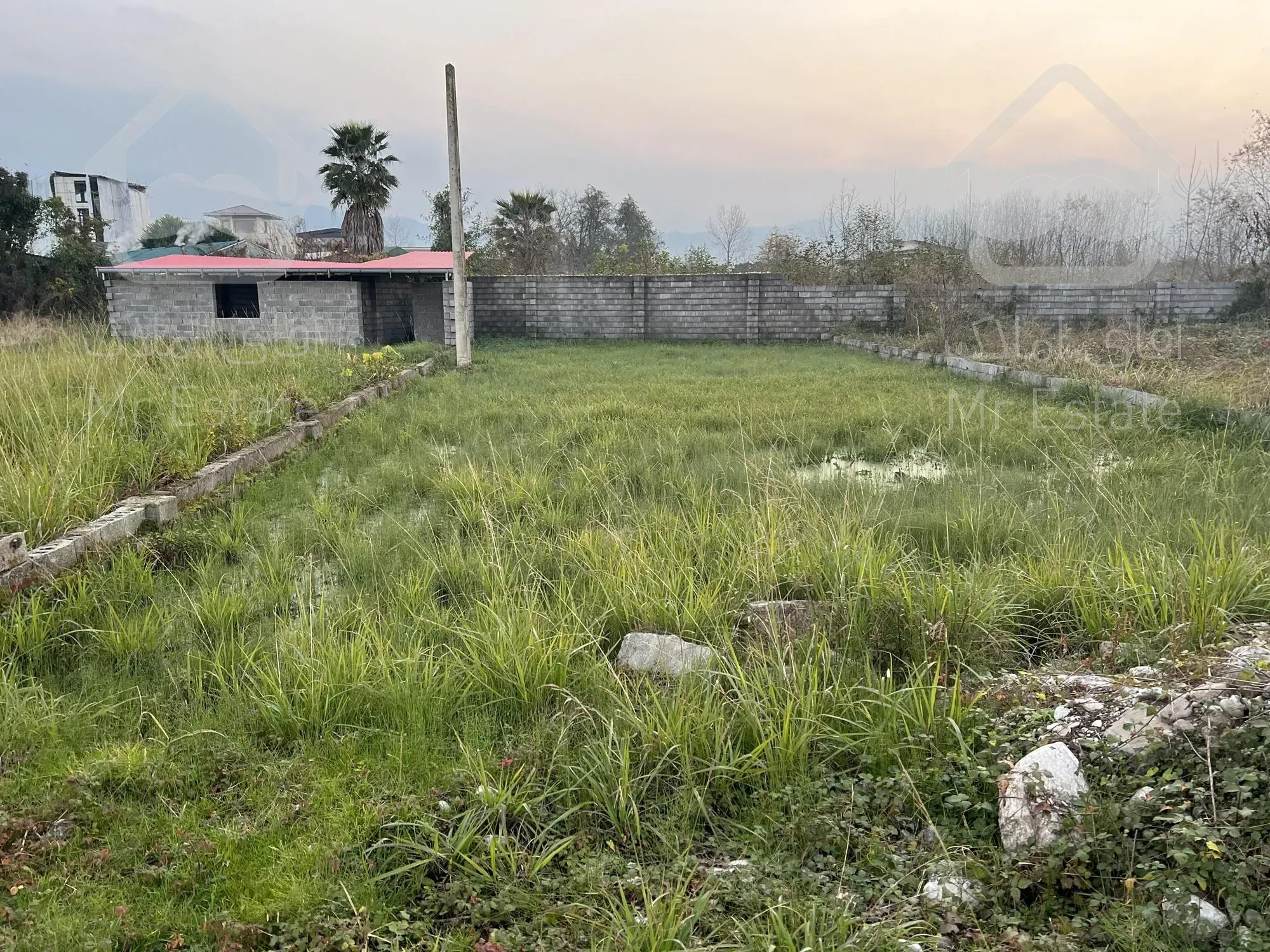 فروش زمین شمال شهرکی زمین 440 متر با 200 متر پروانه ساخت